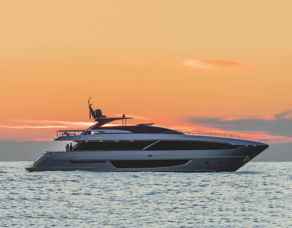 Riva Corsaro 100 by Officina Italiana Design