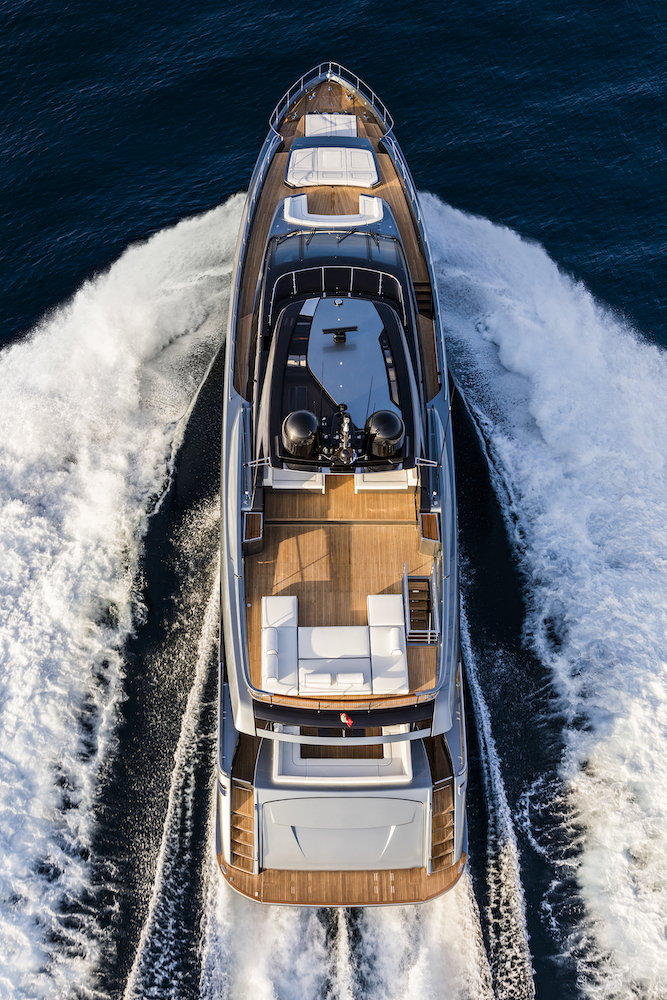 Riva 110' Dolcevita - Navigazione