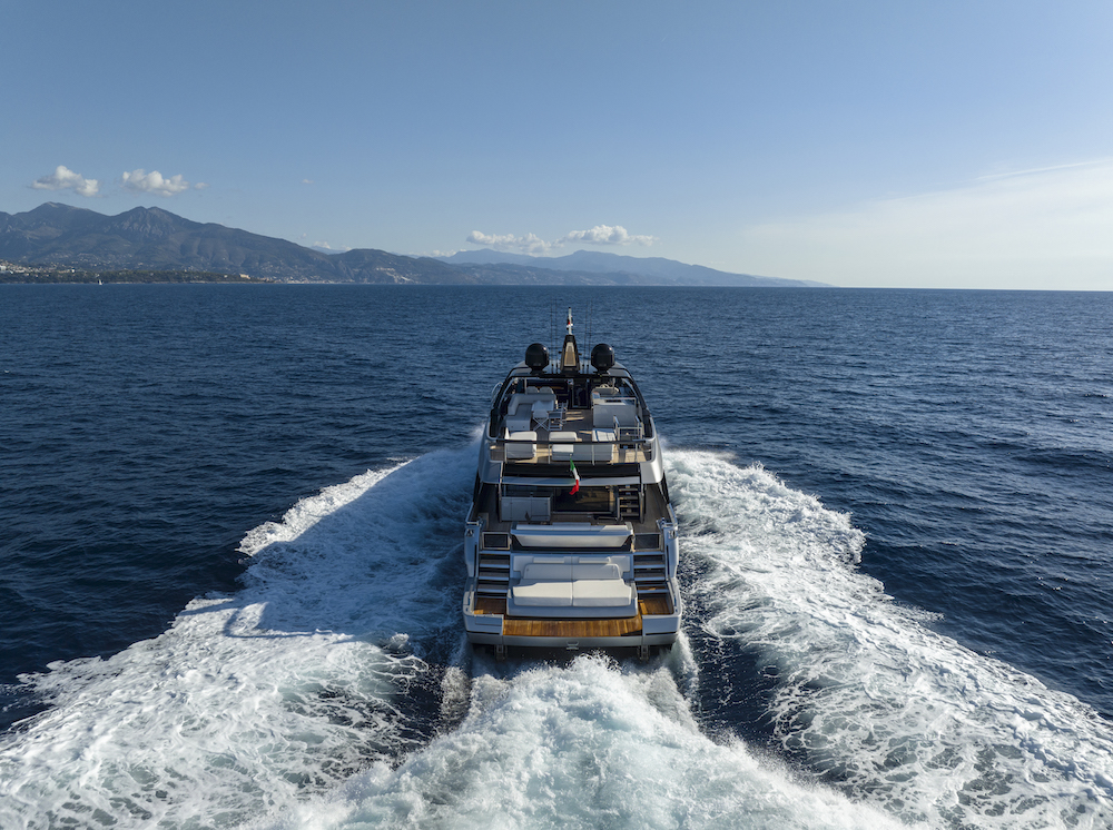 Riva 102’ Corsaro Super