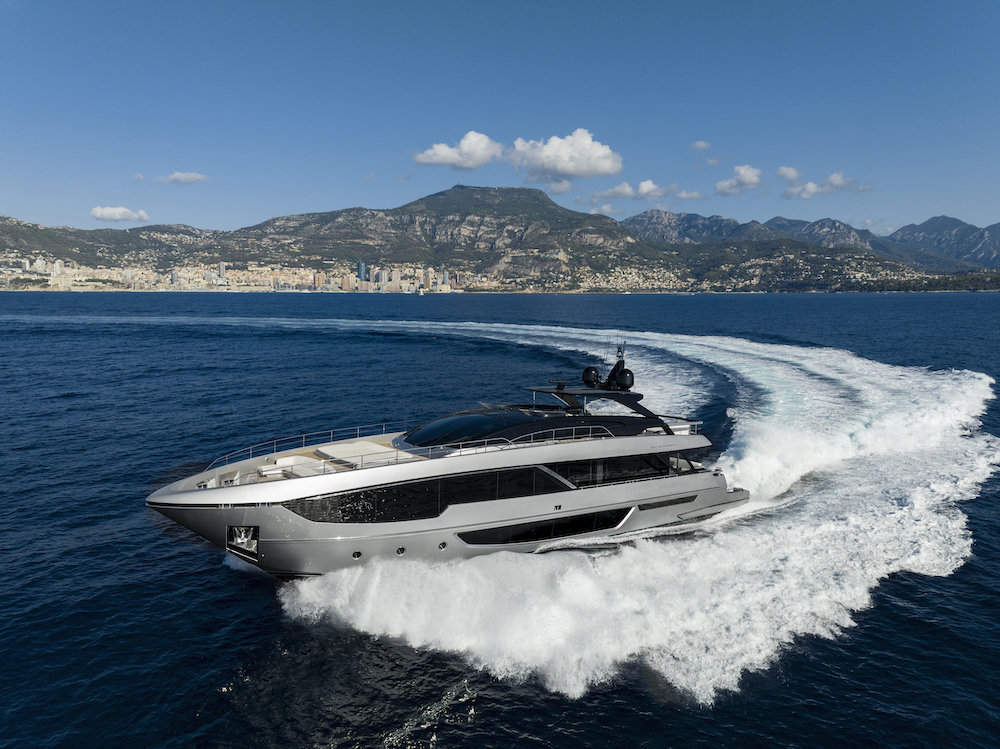Riva 102’ Corsaro Super