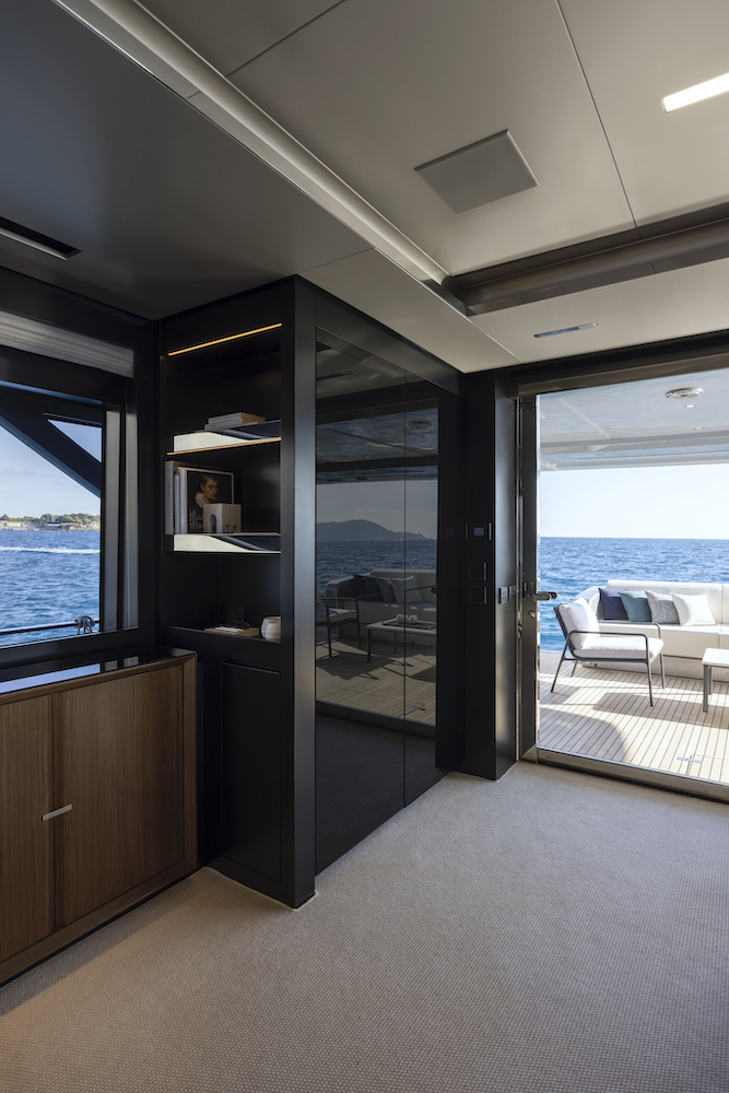 Riva 102’ Corsaro Super