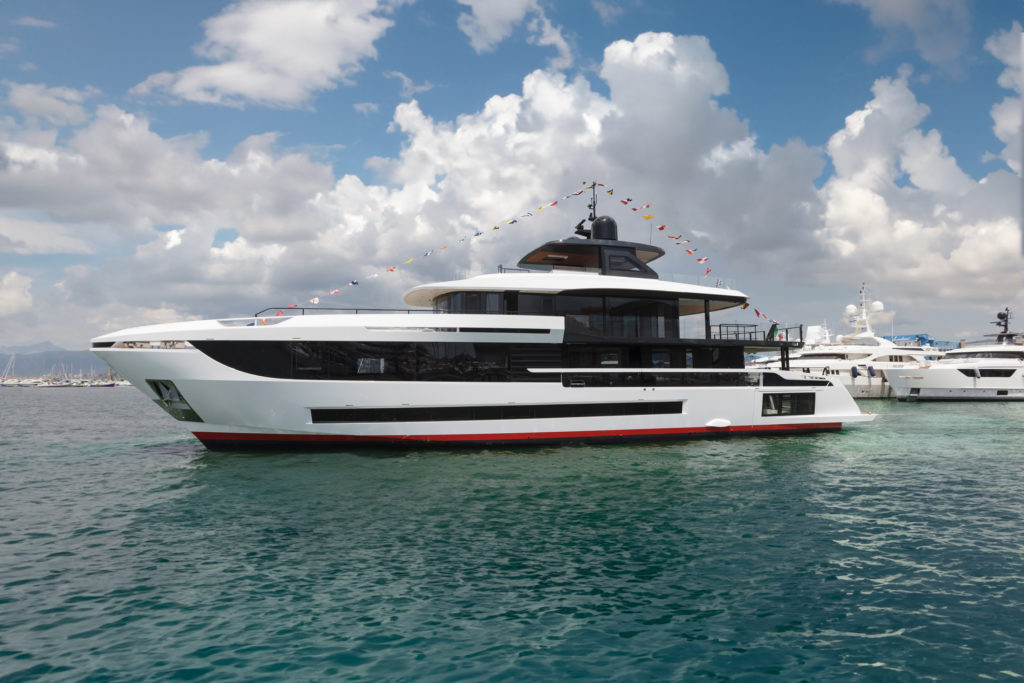 Mangusta Oceano 39
